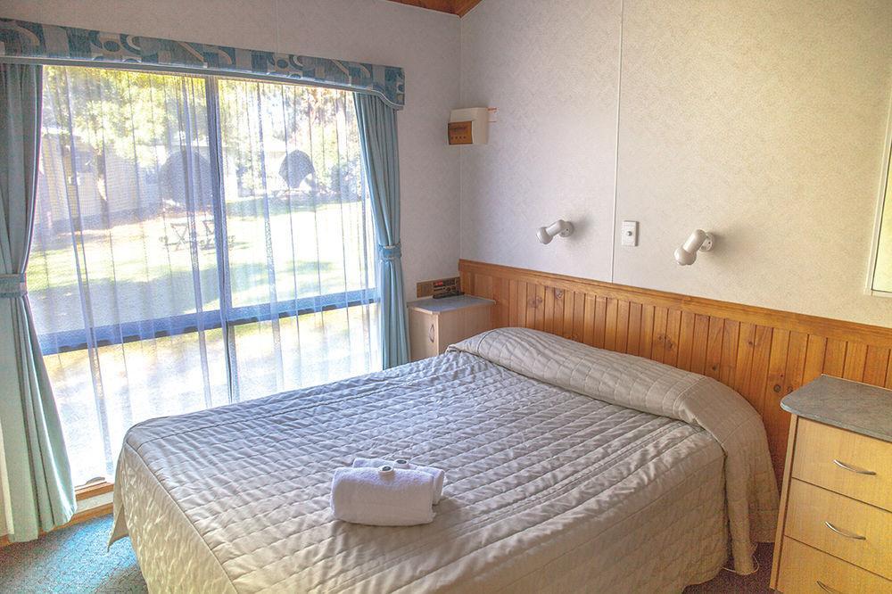 Hotel Crystal Brook Tourist Park à Doncaster East Extérieur photo